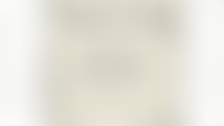 Desenho de um pergaminho com os dizeres: Código de conduta, o básico ainda precisa ser dito! Logo abaixo, há uma linha para assinatura.