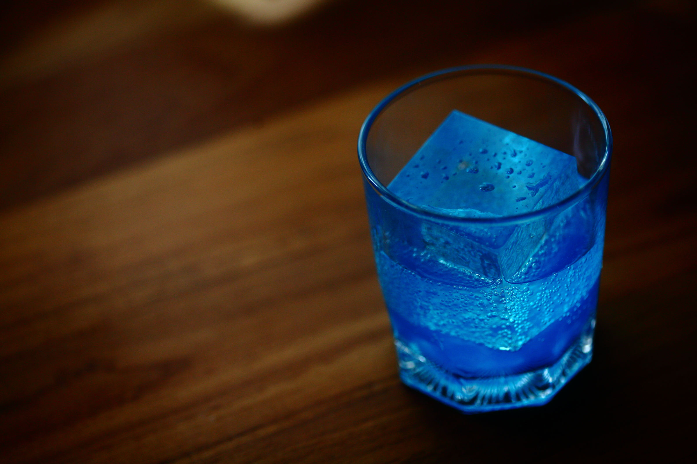 JUMBO ICE CUBE