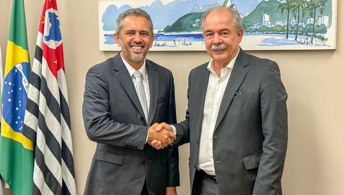 Ceará garante R$ 360 milhões em investimentos para saneamento e transporte