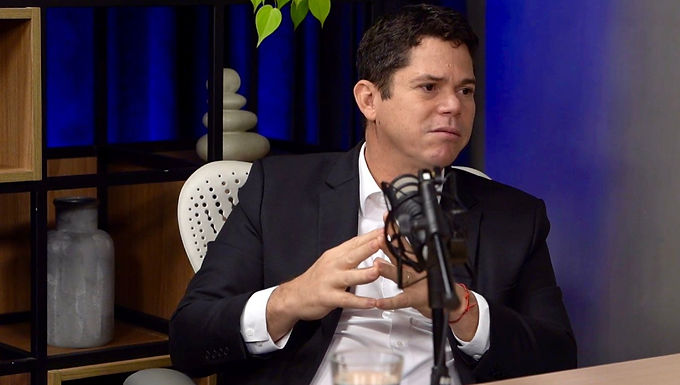 Estiagens e enchentes comprometem contratos de saneamento, alerta CEO da Aegea