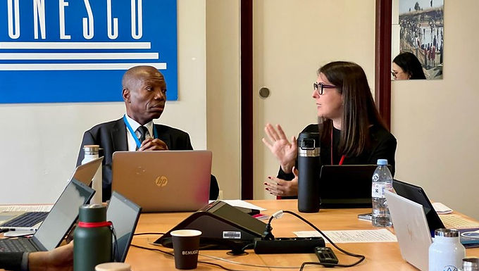 Cristiane Battiston representa a ANA em missão internacional sobre governança hídrica na OCDE e na UNESCO