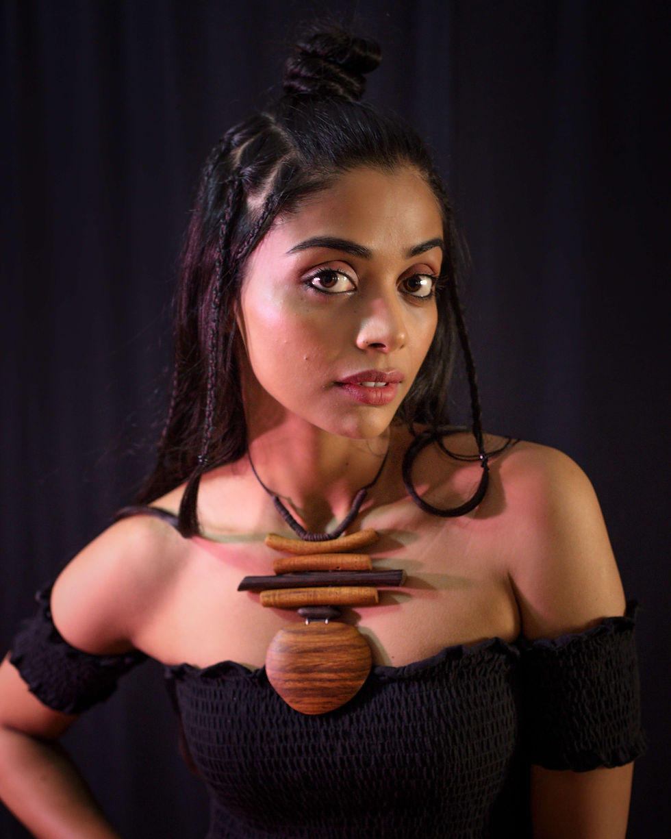 Rituals wenge and teak wood choker