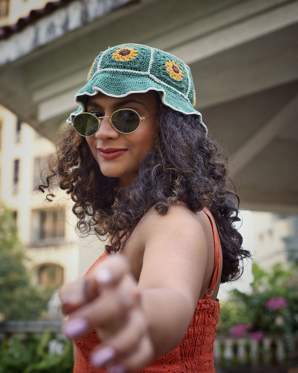 Thumbnail: Green rays crocheted bucket hat