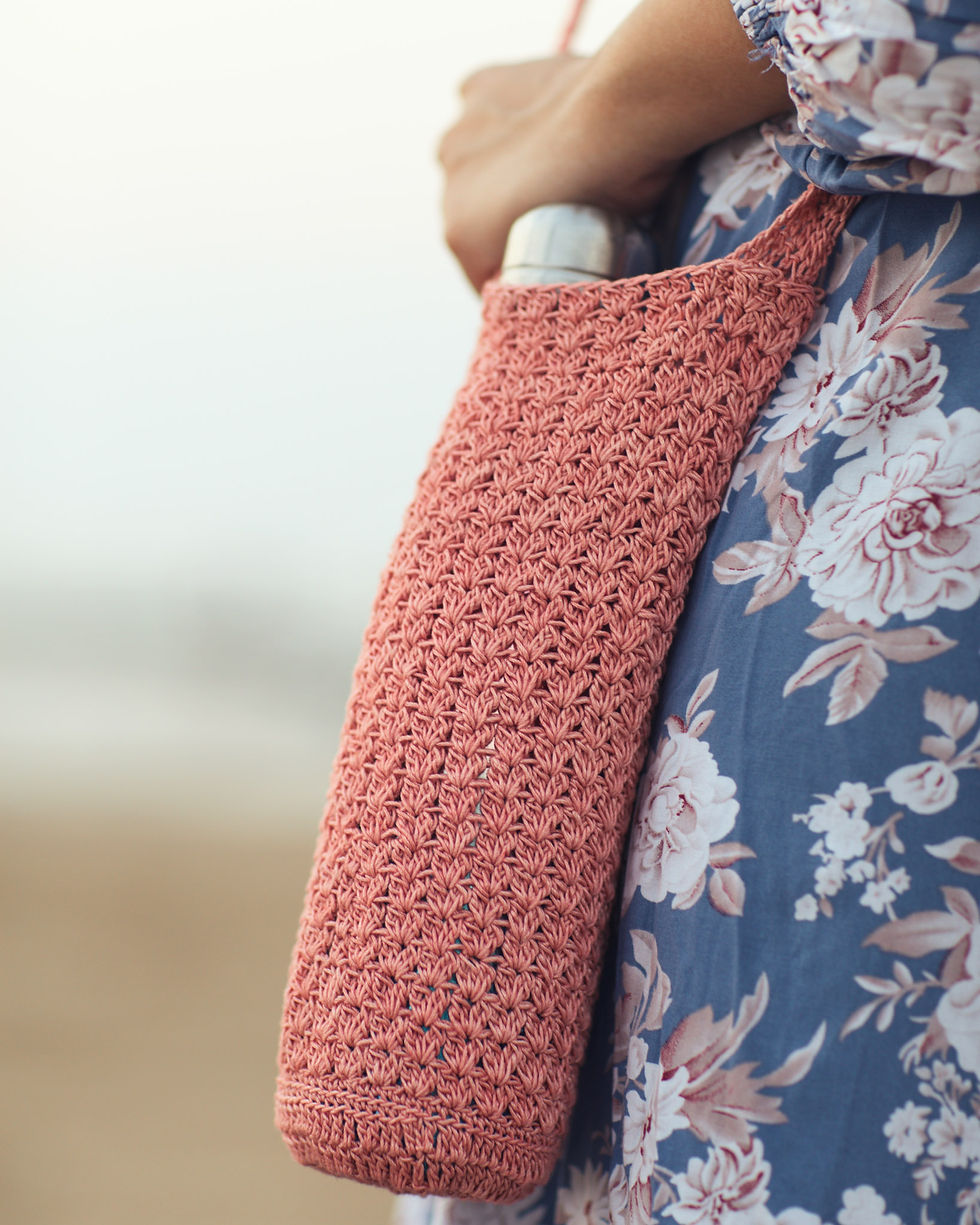 Thumbnail: Peach Shells Bottle Carrier