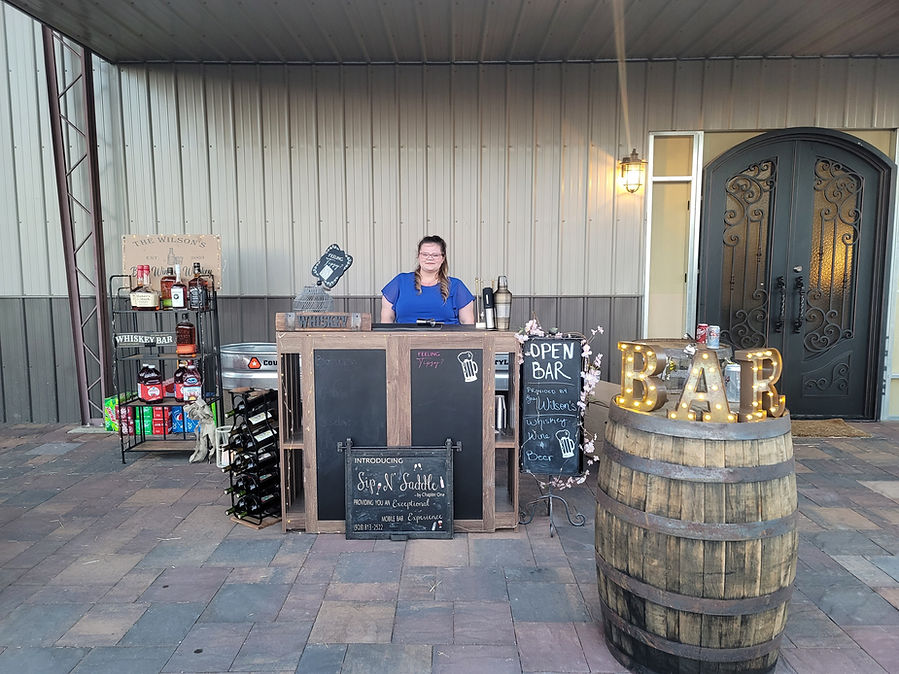 mobile bar horse trailer bar globe az bartending mobile bartending wedding venue corporate party globe az engagement bridal bachelor catering catering service payson az safford az mesa az lemonade stand