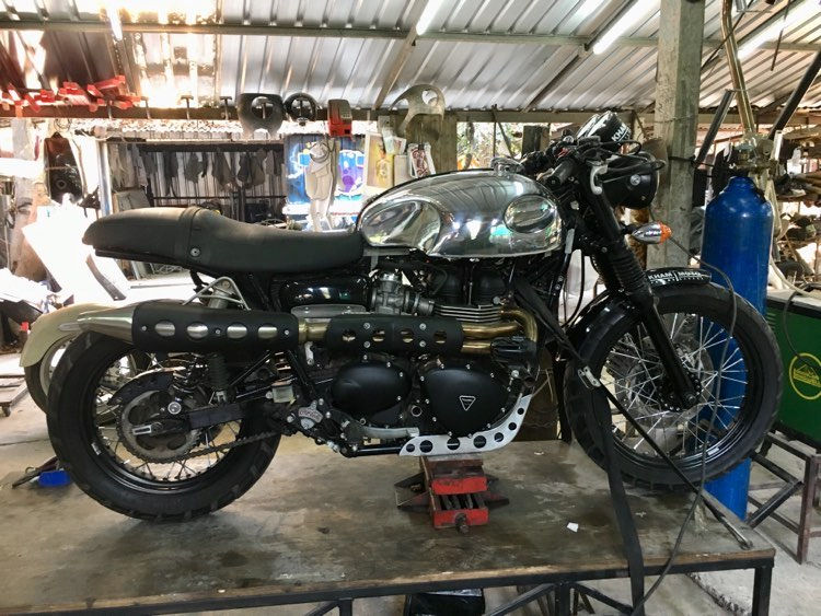 サムネイル： トライアンフ ガスタンク MANX スタイル (TRG007)