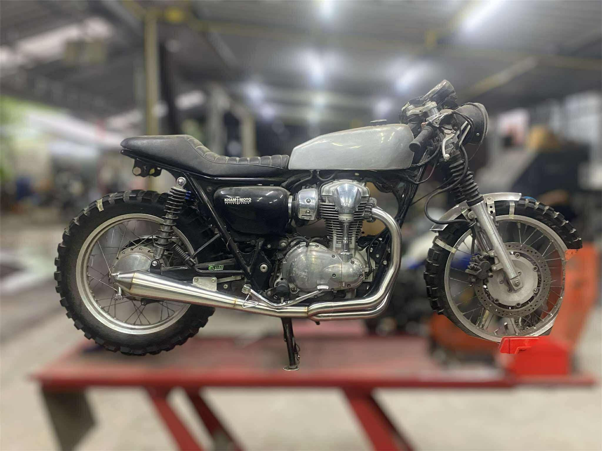 カワサキ製 2in1マフラー W800 W650 (KAE019)