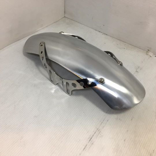 サムネイル： トライアンフ900、T100、T120用マッドガード（TRM001）