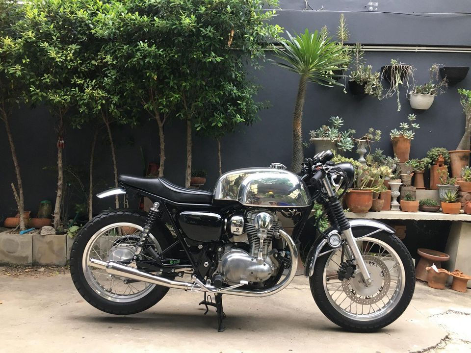 サムネイル： カワサキ W800 W650用ショートシート（KAS004）