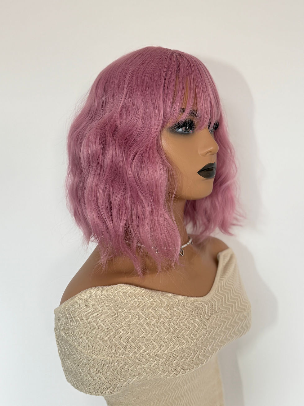 Thumbnail: Short Pink Bob With Beach Wave Curls