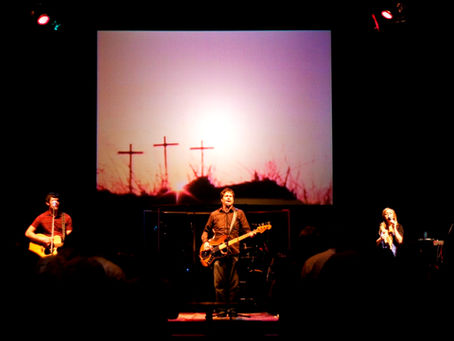 What Makes A Worship Song Uniquely Christian?
