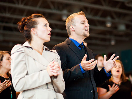 Should Worship be Emotionally Expressive?