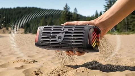 Anker, Suda Yüzebilen ve Titreşerek Kumu Temizleyebilen Taşınabilir Hoparlörünü Tanıttı