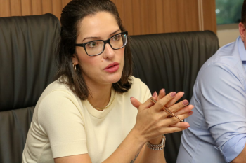 Janaina apresenta moção de pesar por advogada morta e repúdio de violência contra crianças em Cuiabá