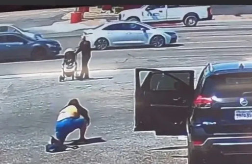Video: Homem Salva bebê em carrinho descontrolado na avenida.