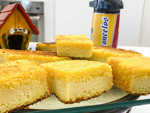 Bolo de fubá cremoso de liquidificador muito fácil de preparar é só bater os ingredientes e assar