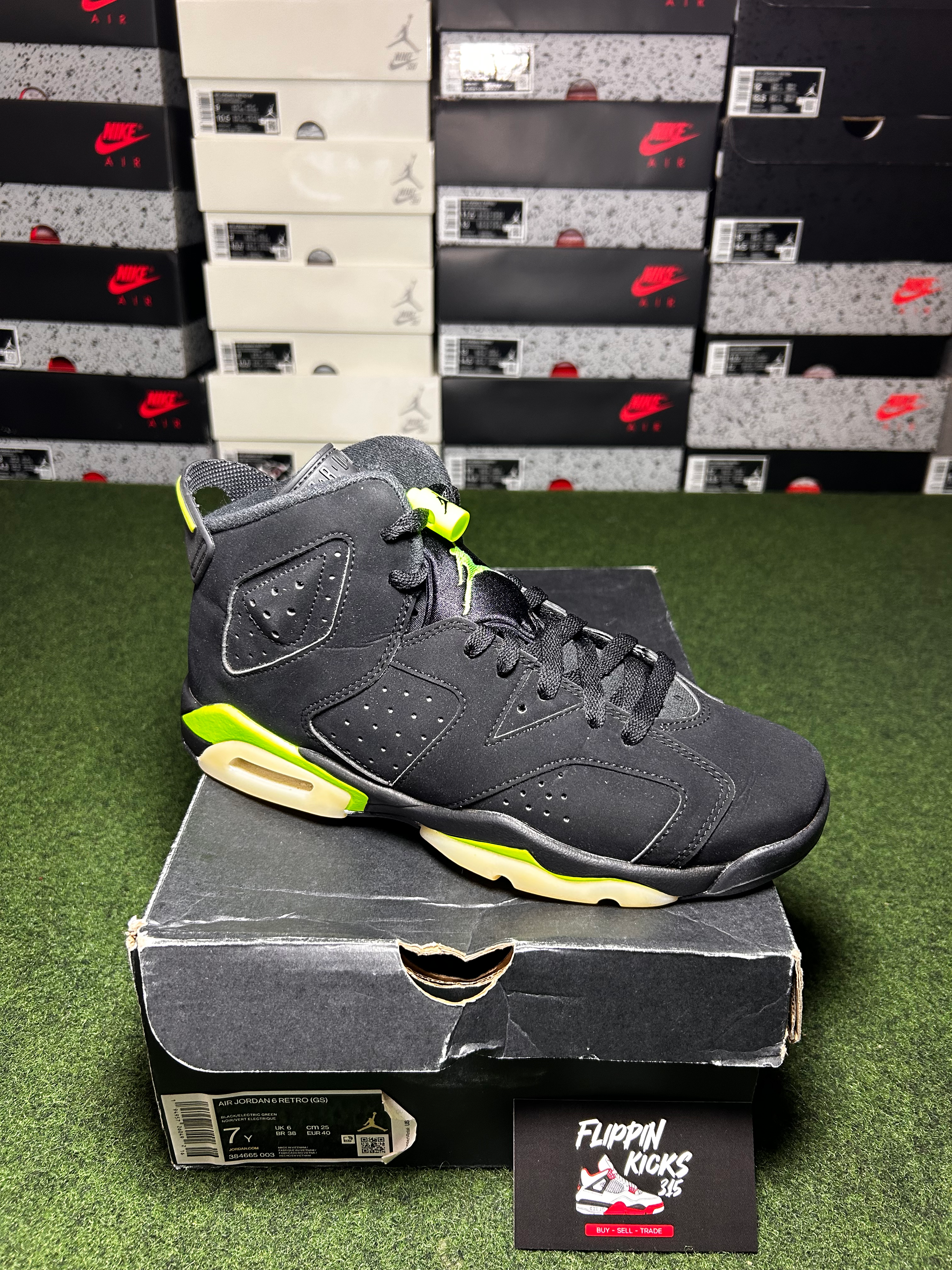 Jordan “ Electric Green “ 6’s (Size 7Y) 