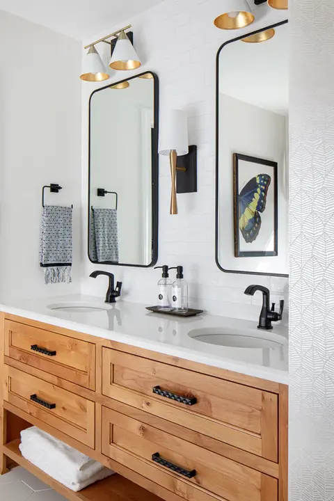 Luxurious Owner's Bathroom