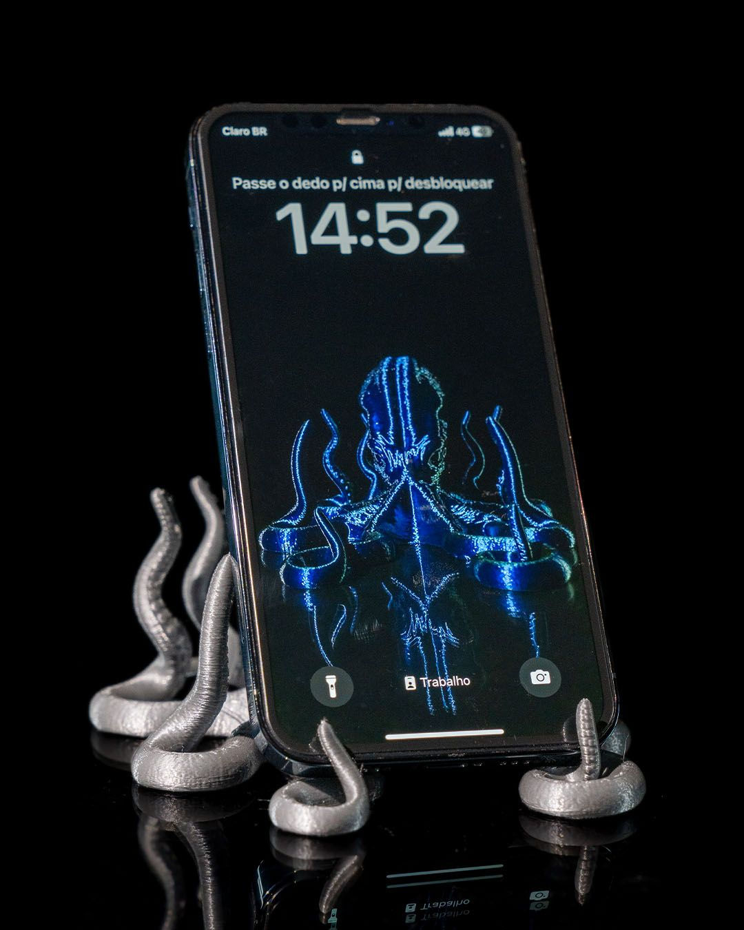 Tech Guru Phone Holder
