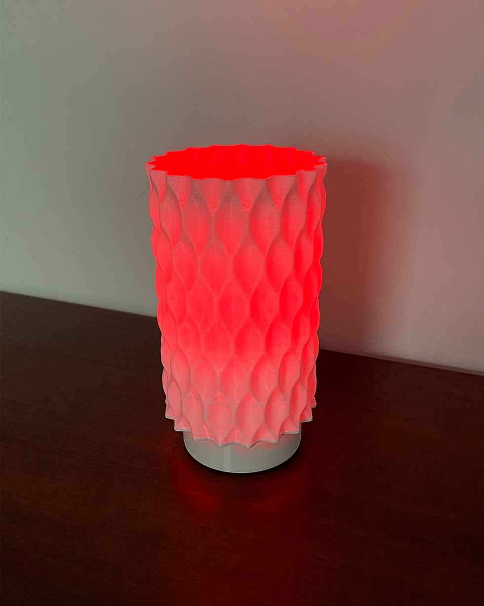 Thumbnail: Wavy Table Lamp