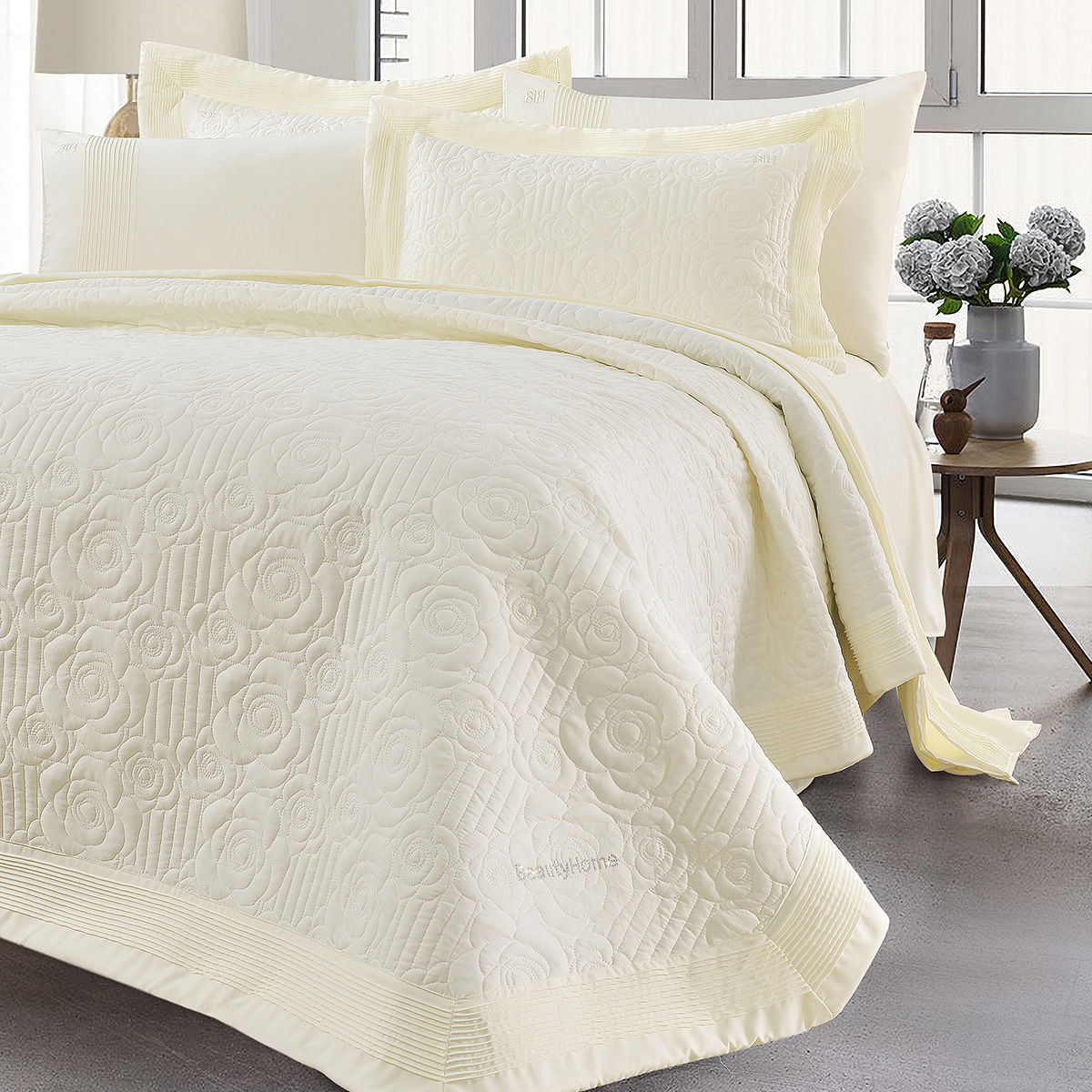 Σετ κουβερλί υπέρδιπλο Eros Art 12501 230×250 Εκρού