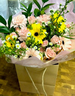 Thumbnail: Luxury Florists Choice Hand tied Bouquet