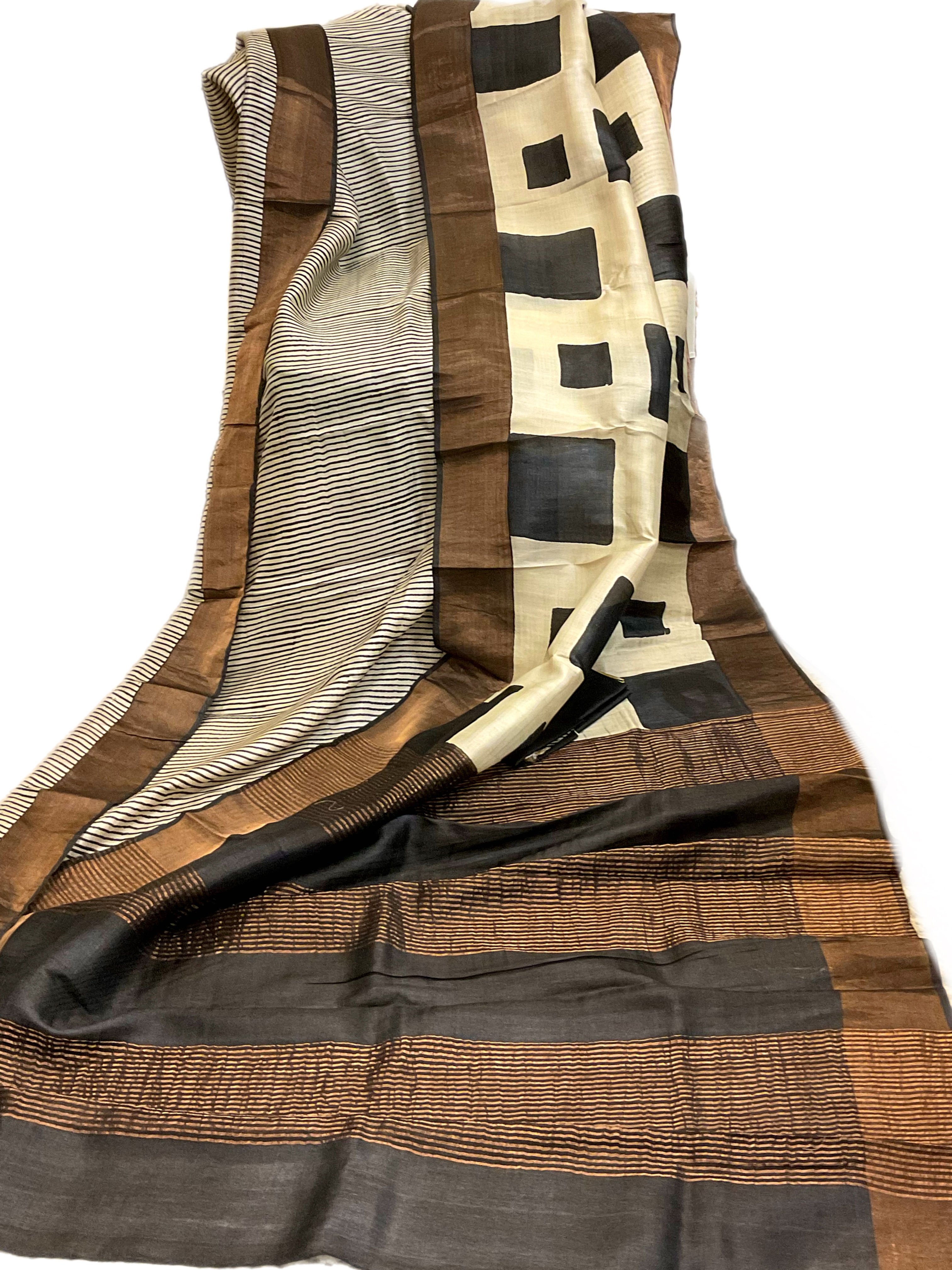 Pretty Black and white Tussar Silk Saree