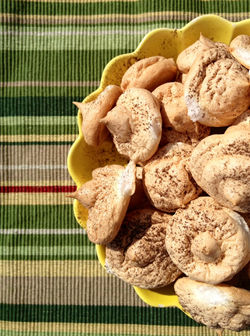 Almond Meringues