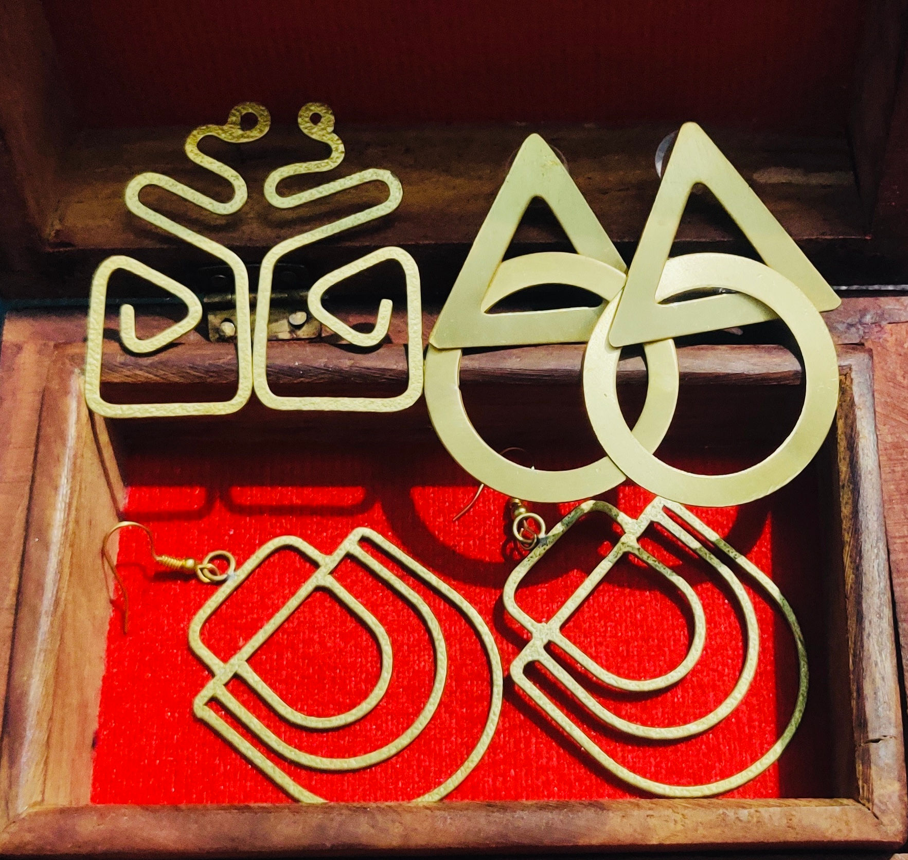 VYAVI Set of 3 Premium Brass Earrings Combo