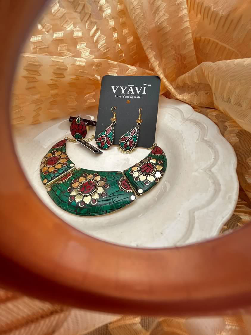 VYAVI 100% Handcrafted Premium Boho Necklace Set