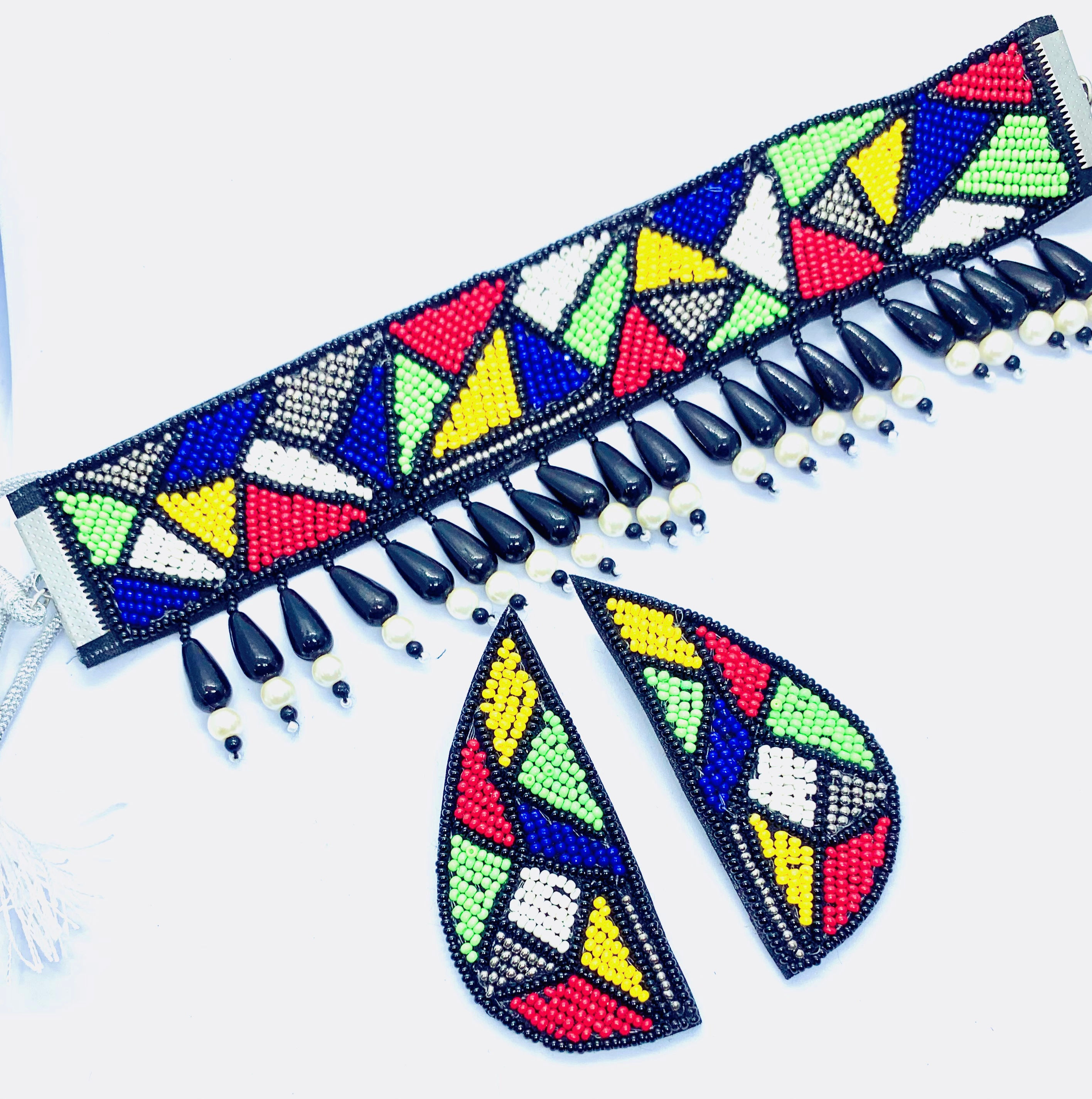 VYAVI Premium Beaded Multicoloured Necklace Set