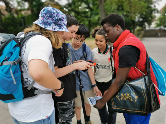 Schulklassen in Berlin. Der unvergessliche Schulausflug in Berlin.