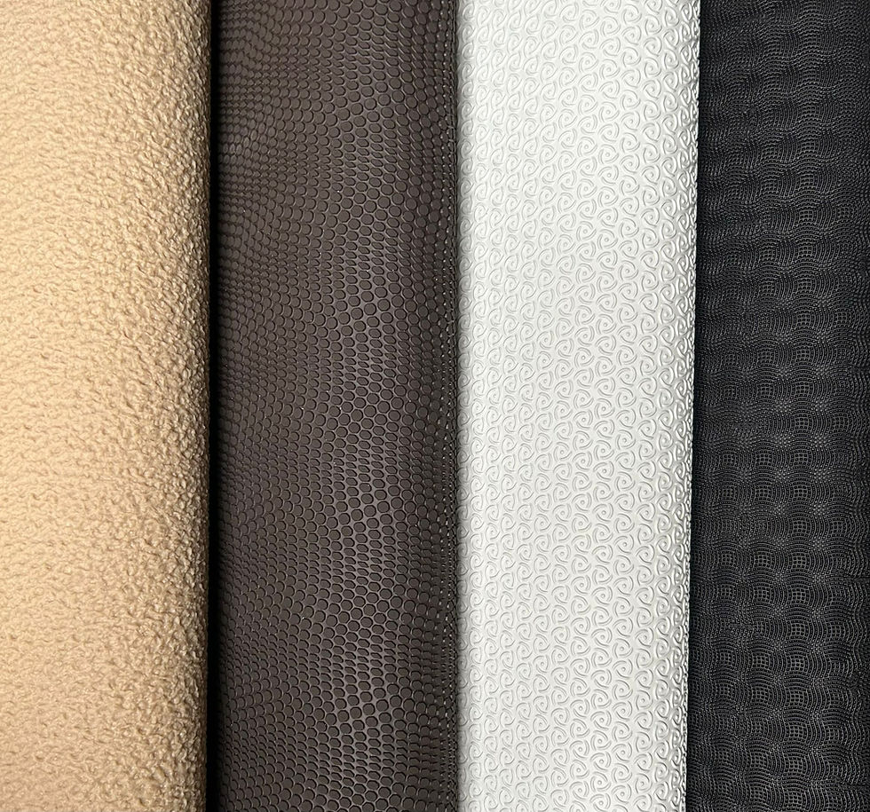 Photo d'ensemble des caoutchoucs (matériaux utilisés pour la fabrication de chaussures orthopédiques)