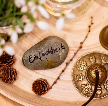 Einfachheit in Stein gemeißelt