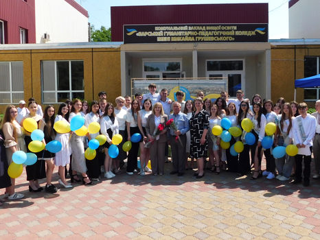 ОСТАННІЙ ДЗВОНИК СПОВІСТИВ ПРО ЗАВЕРШЕННЯ 2024/2025 НАВЧАЛЬНОГО РОКУ