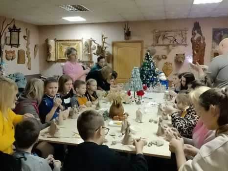 АРТЦЕНТР «КЕРАМІЧНЕ ДИВО» ПРОДОВЖУЄ ТВОРИТИ ДИВА