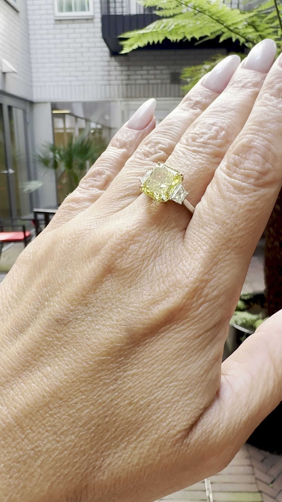 Thumbnail: Fancy Vivid Yellow 4.56ct Ring