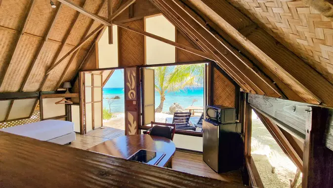 vu lagon du bungalow plage