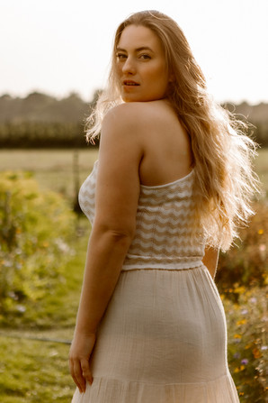 Selbstliebe-Shooting mit Model Vicky im Pluktuin in Zaamslag, Zeeland