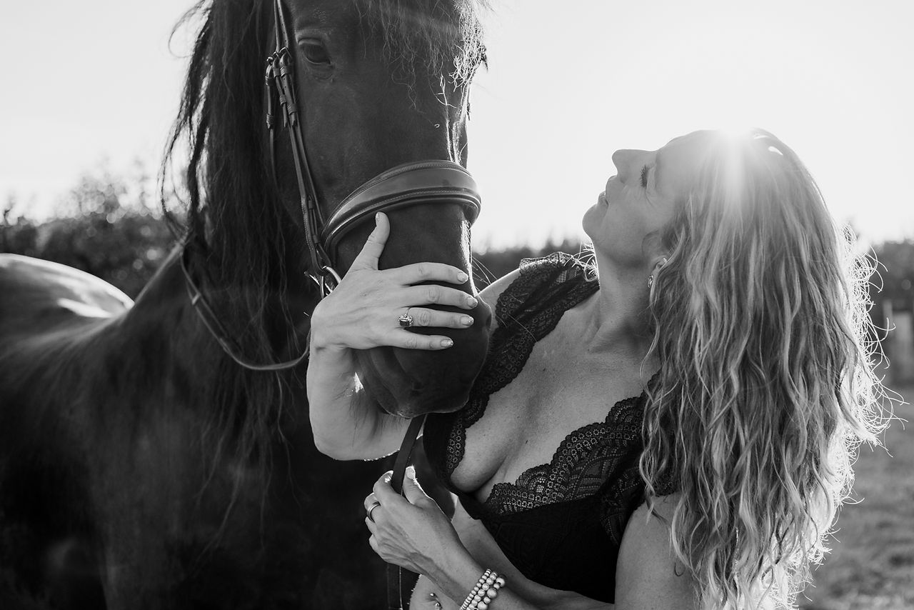 Boudoirshoot met paarden