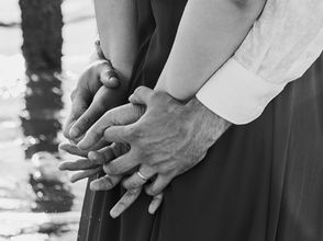 Elopement in Zeeland: intiem trouwen in de natuur