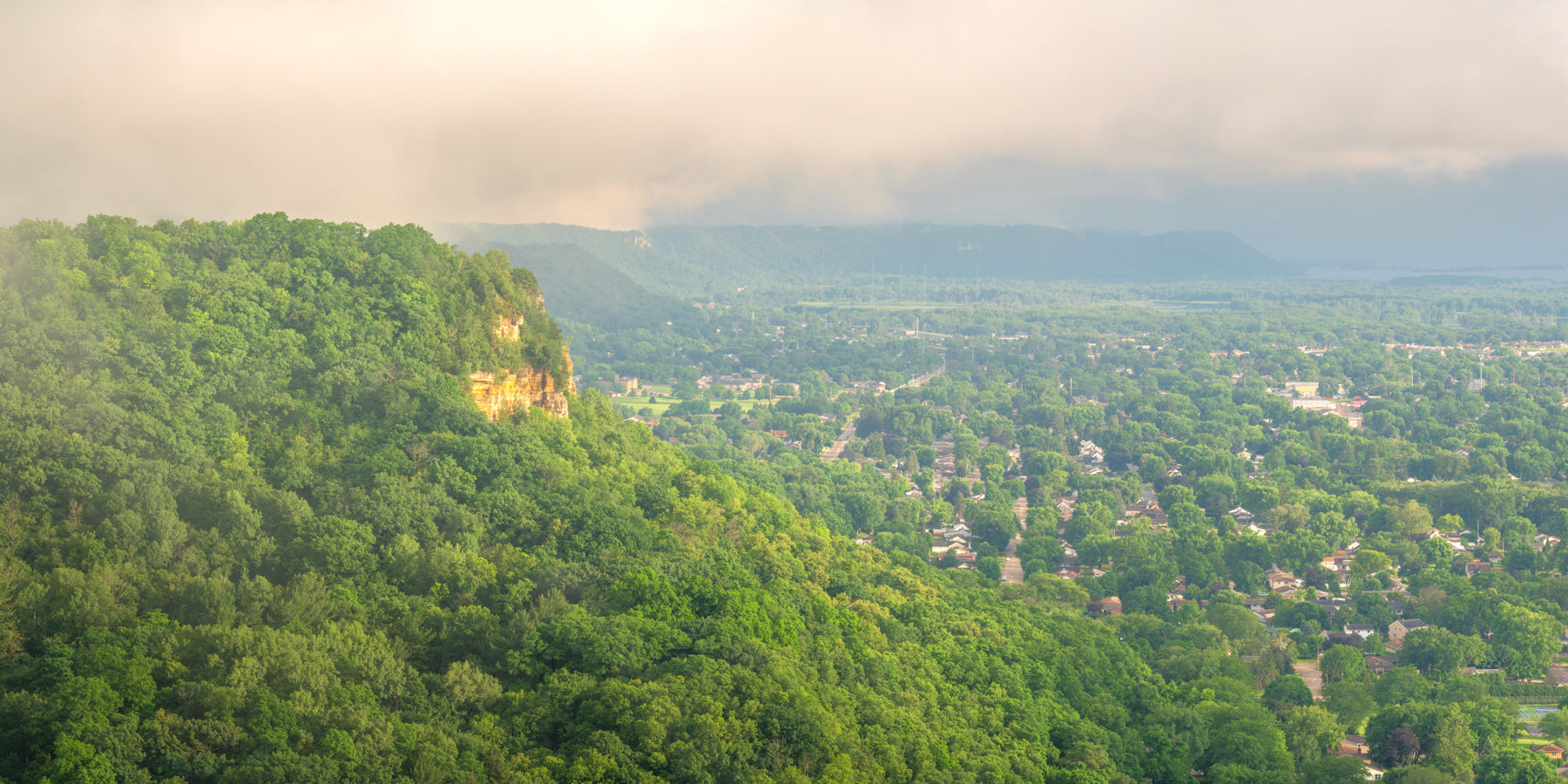 1381 - Cliffwood Bluff