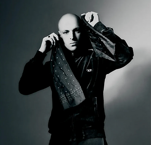 LEON VYNEHALL