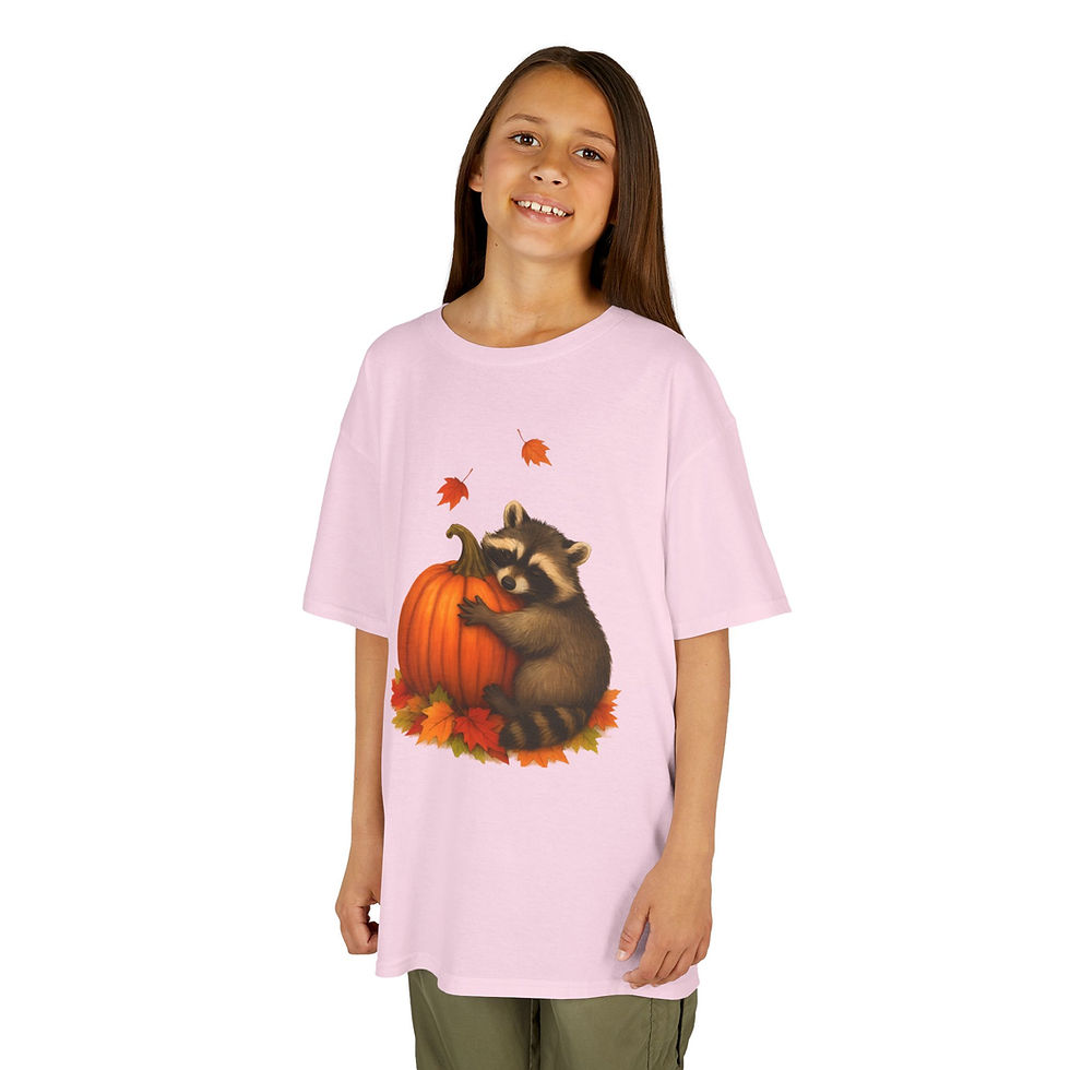 Thumbnail: Raccoon hugging a pumpkin on a t-shirt