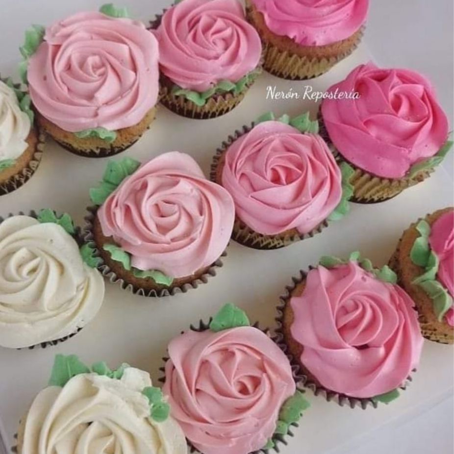 Cupcakes flores_edited.png