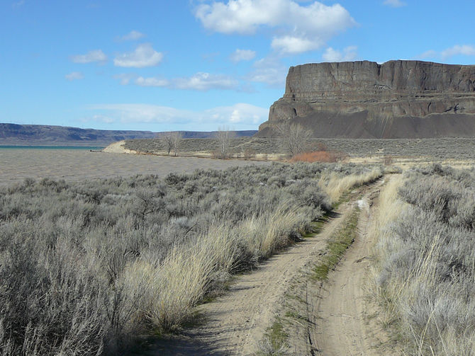 Slide Planes, Mud Squirts & Diamicts in Upper Grand Coulee