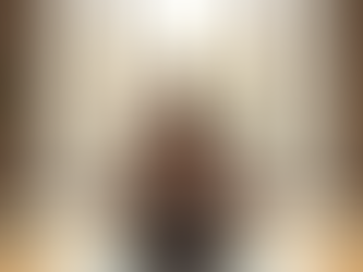 3 Simple Yoga Tips to Refresh Your Mind Between Work Meetings