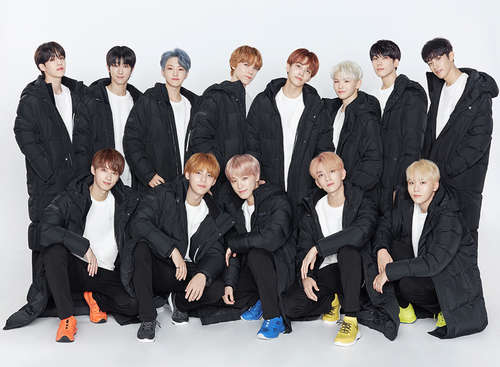 SEVENTEEN×Lafuma】SEVENTEEN LIFE PACKAGE 数量限定予約販売