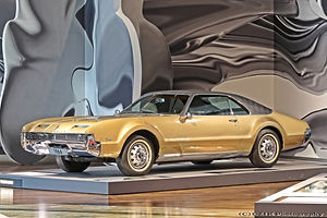 Oldsmobile Toronado - 1966