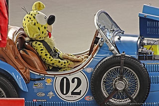 Auto Moto Retro Dyon 2019